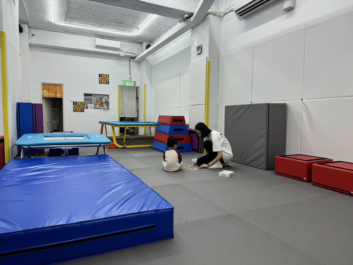 [學] 幼兒體操課程 – 小超人體能俱樂部 刺激感統、紓壓又