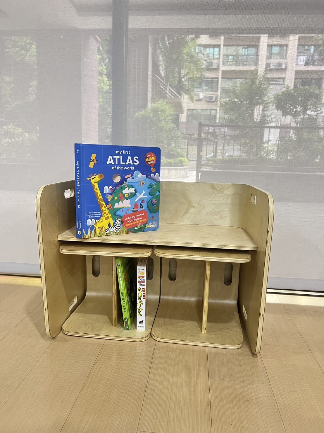 [育] 寶寶專屬小書桌 翻翻桌 - AK家居生活館 實木百變