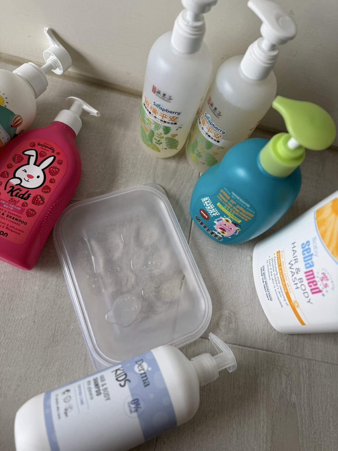 [育] 兒童洗髮、兒童沐浴6產品評比 - DERMA、珊諾、